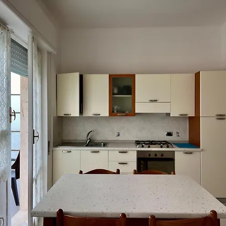 Appartemento Sul Lungomare By Tempovacanza Apartment Marina dʼAndora