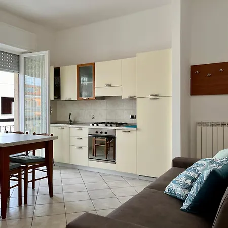 Appartemento Sul Lungomare By Tempovacanza Apartment